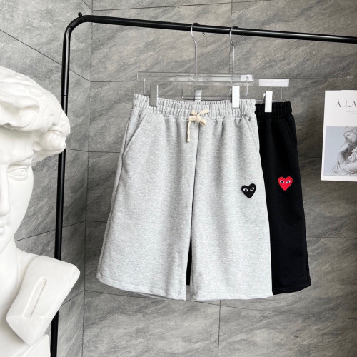 Pantalones Cortos Deportivos con Bordado de Corazón Play Comme des Garçons 24 Pantalones Cortos Deportivos con Bordado de Corazón Play Comme des Garçons
