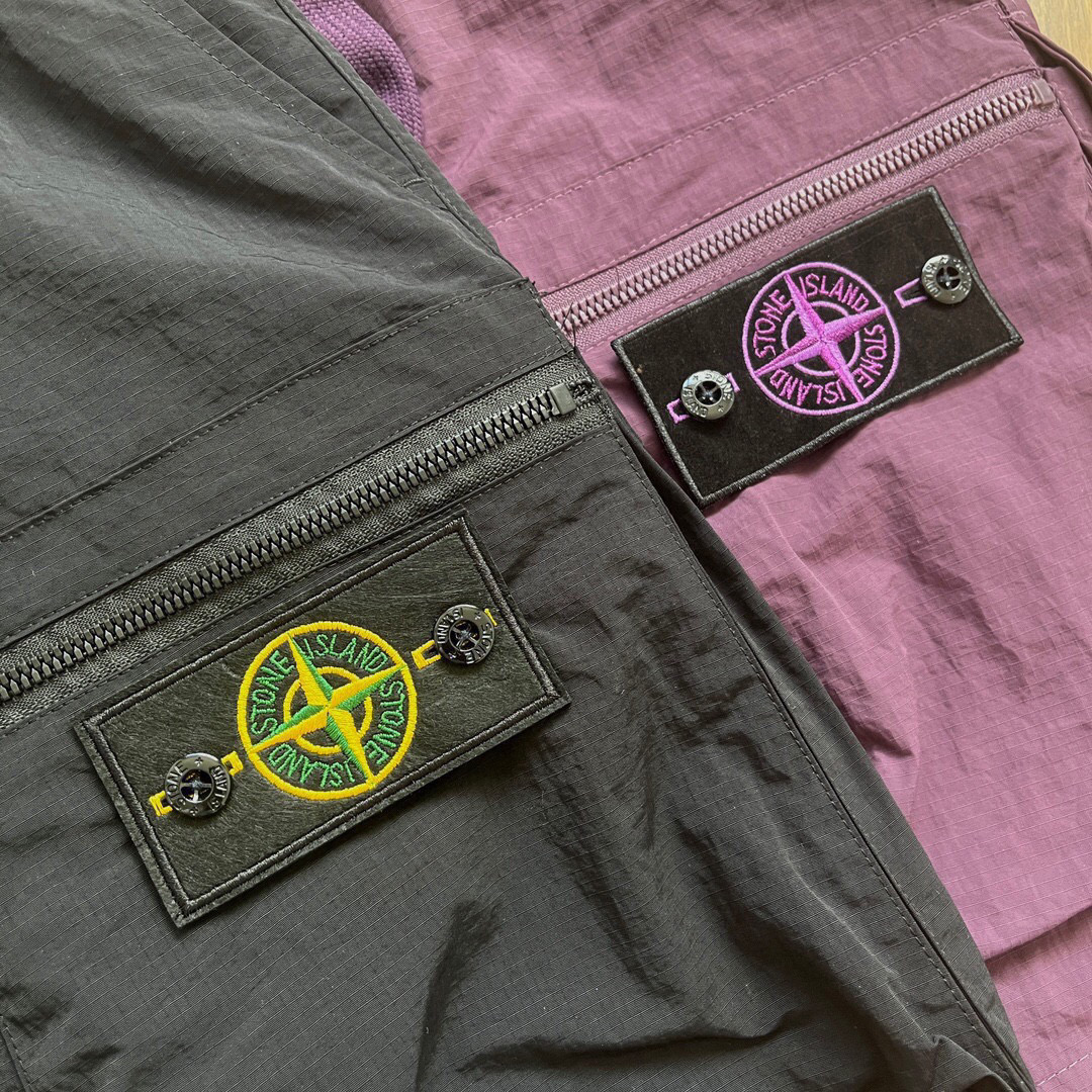 Stone Island Pantalones Cortos Cargo de Bolsillo Multifuncional en Tricolor 9 i1747010088559 2601 0 7