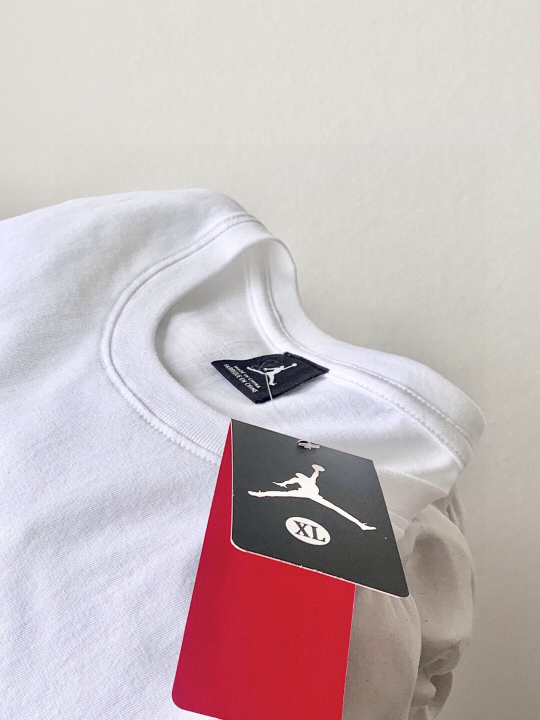 Air Jordan Camiseta de Algodón de Manga Corta con Logo - Cómoda y Elegante 9 i1747704011402 8026 0 7