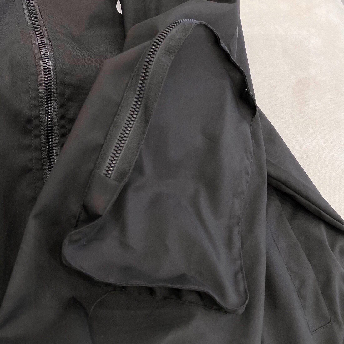 Chaqueta Bomber Nike: Estilo Clásico con Detalles Modernos y Funcionalidad 8 i1752643451083 5354 0 6