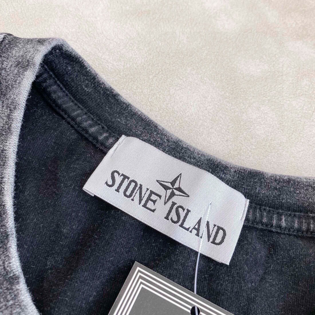 Stone Island Sudadera Clásica de Cuello Redondo con Logo Distintivo para Hombre 7 i1753080283815 4193 0 5