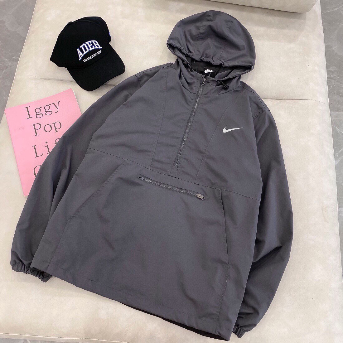Chaqueta Reflectante Nike de Media Cremallera para Hombre y Mujer, Estilo Casual 3 i1753350291660 4684 0 1