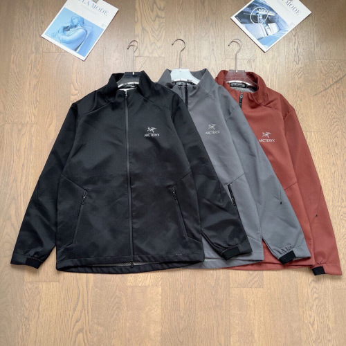 Arc'teryx Reflective Logo Softshell Outdoor Jacket - Windproof & Waterproof 1 Arc’teryx Reflective Logo Softshell Outdoor Jacket – Windproof & Waterproof
