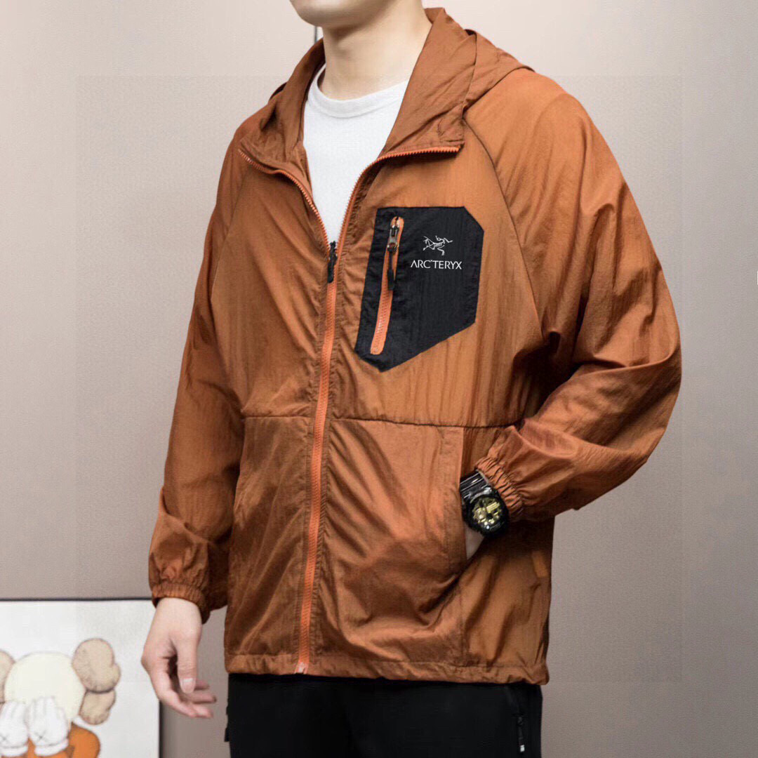 Chaqueta Ligera con Capucha Arc'teryx para Hombre, Protección Solar Ideal 8 i1753675506402 5884 0 6