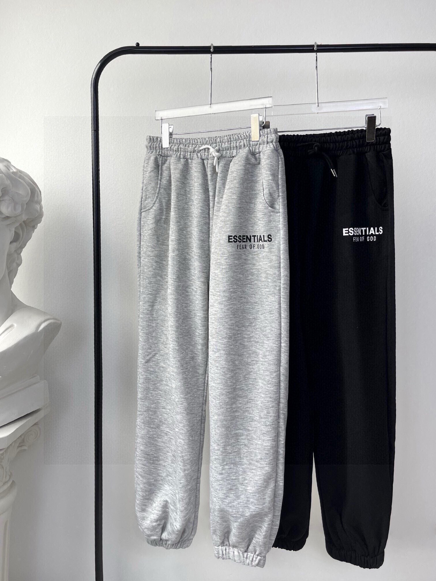 _dvB9sRYqC3tU1FIVL8K420-LFWhkNiWYIBuzs5g