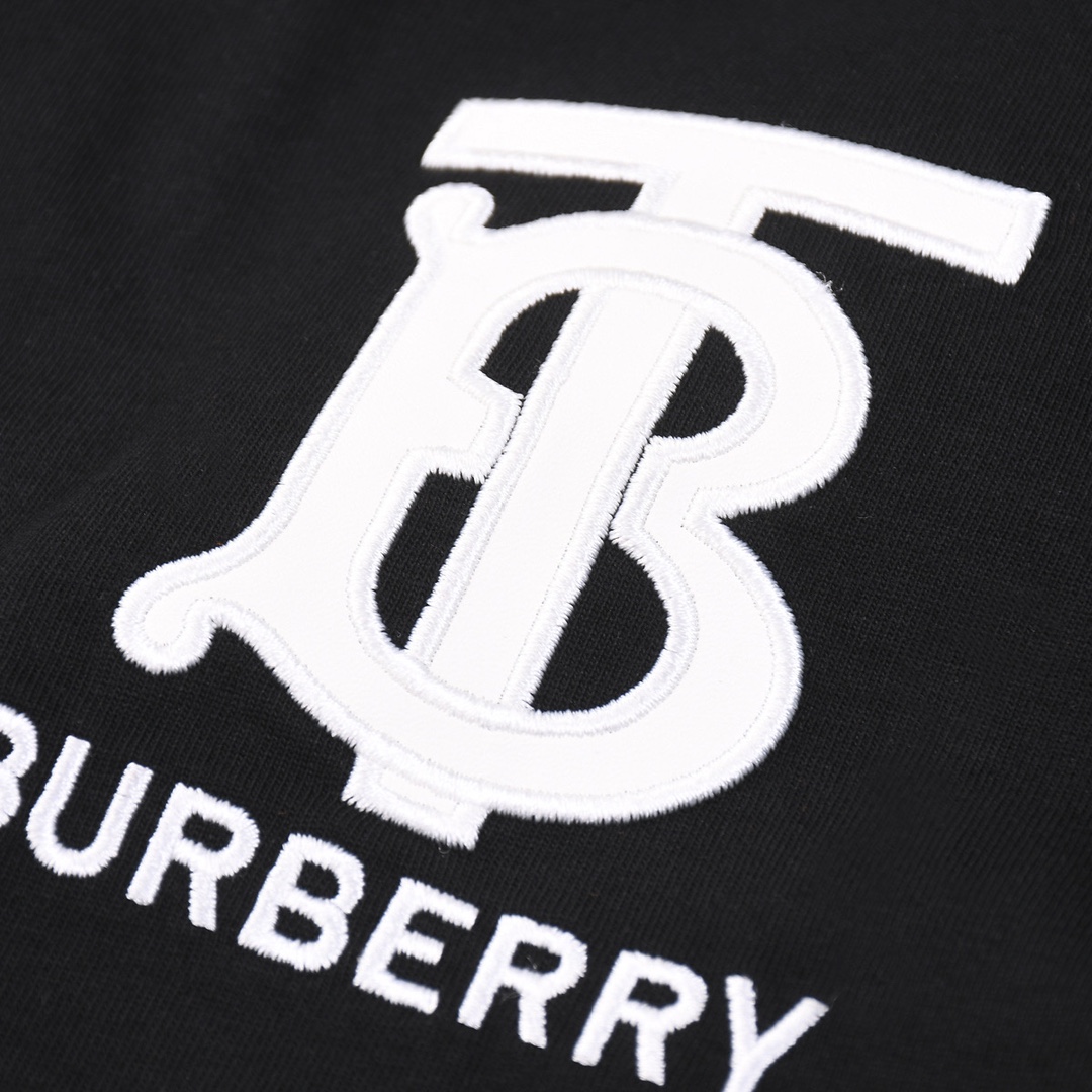 Burberry巴宝莉经典刺绣圆领t恤 经典的棉质t恤衫