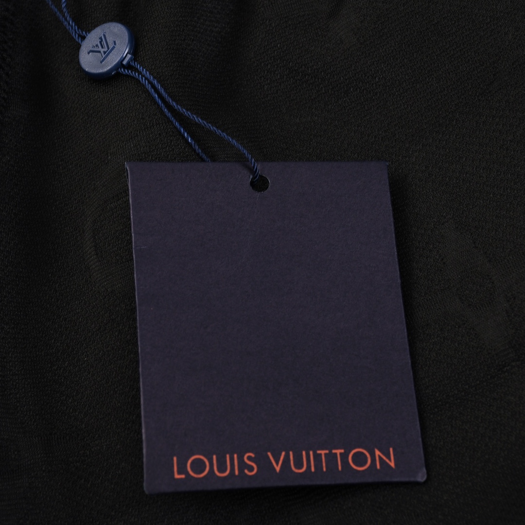 Louis Vuitton/路易威登 24ss 满印暗纹老花短裤