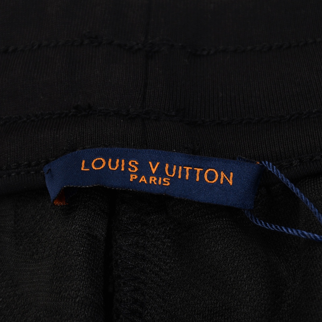 Louis Vuitton/路易威登 24ss 满印暗纹老花短裤
