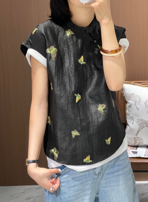 Elegant Silk Blouse with Butterfly Embroidery, Chinese Style, S-XXL 1 Elegant Silk Blouse with Butterfly Embroidery, Chinese Style, S-XXL