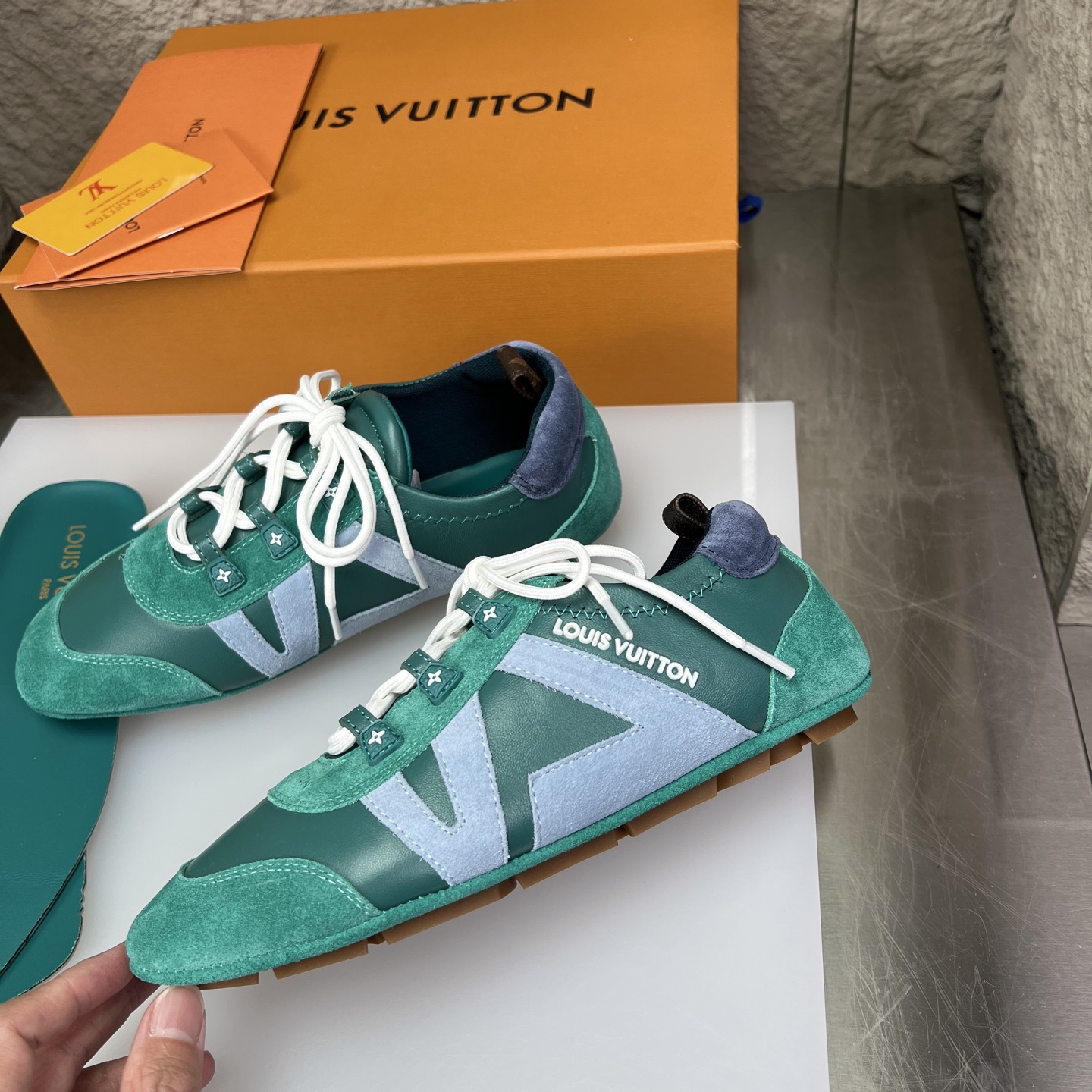 Louis Vuitton Women's Sneakerina Green Leather Low Top Trainers Shoes 4 i1747516203615 337 0 3