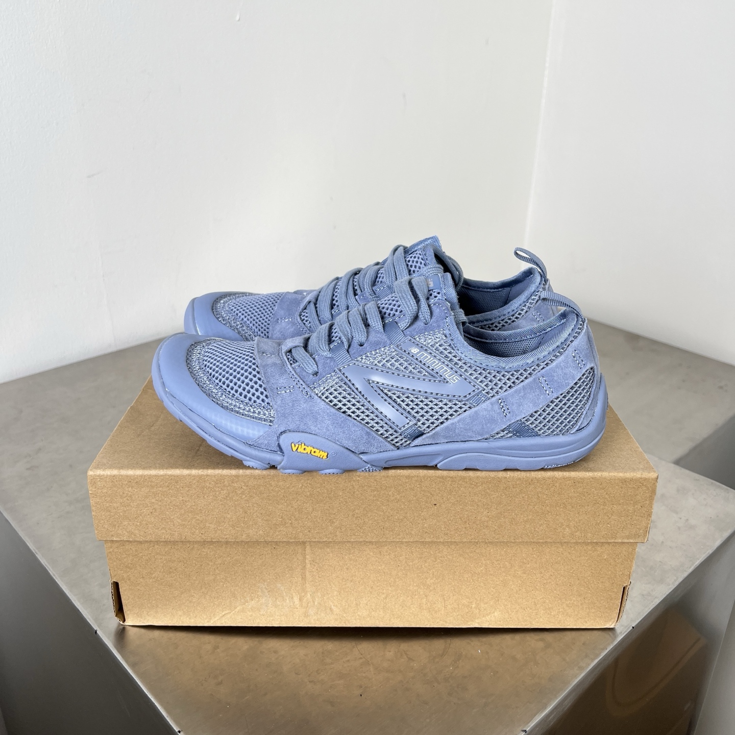 NO:408644,New NB trend zone - New Balance MT10 thin-soled barefoot shoes, thin-soled flat shoes style, non-slip and wear-resistant, low-top, casual shoes, same style for men and women, 36-45 (including half-size) Counter 1:1 quality (differentiated from the market currency version) Official new color schemes are launched one after another, with stable quality inventory, dad shoes19860909上新 NB潮流专区-New Balance MT10 薄底赤足鞋 薄系扁鞋风 防滑耐磨 低帮 生活休闲鞋 男女同款36-45（含半码） 专柜1:1品质（区别市场通货版本）官方更多新配色 陆续同步推出 品质库存稳定,老爹鞋,Women's Shoes