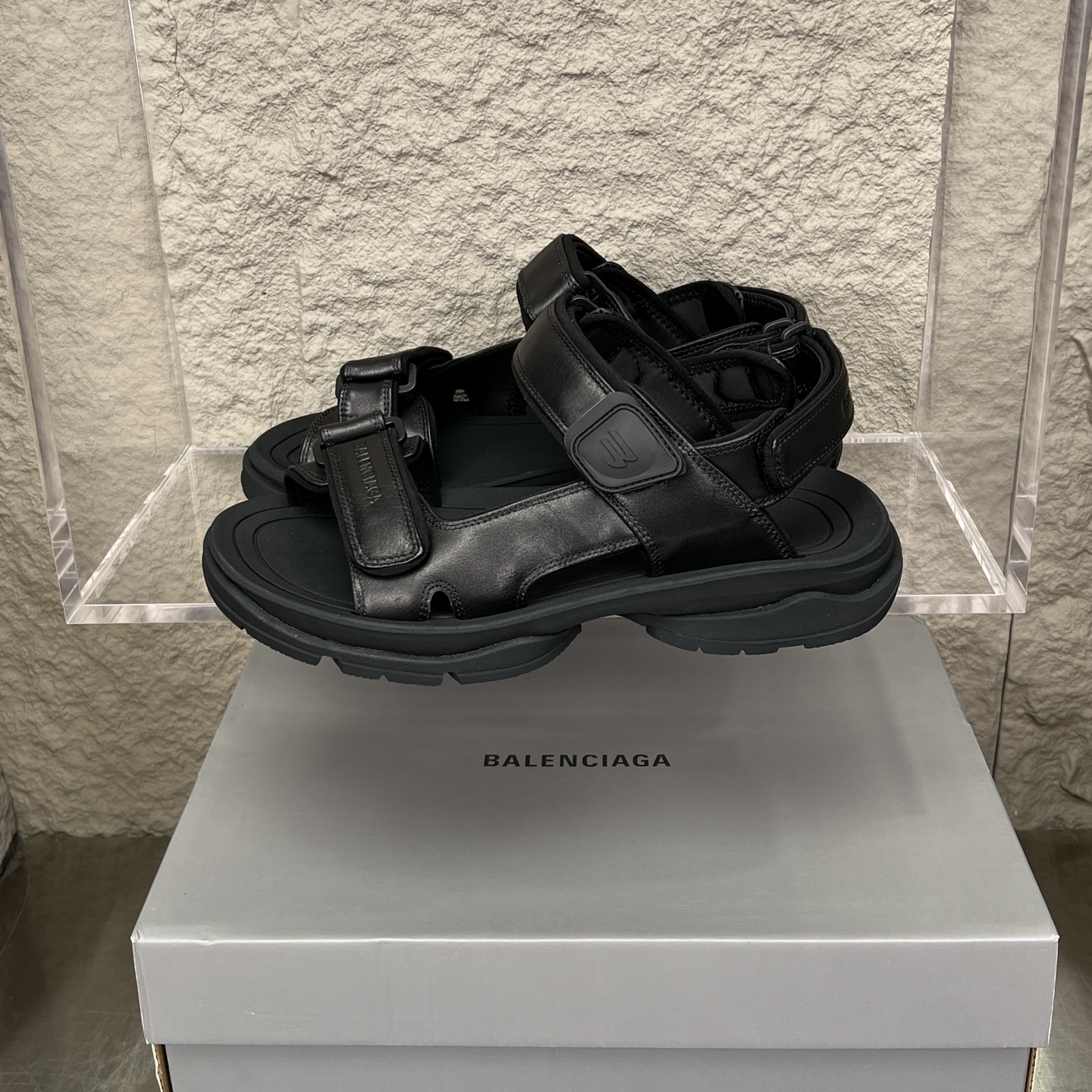 NO:424231,Balenciaga Tourist Fabric Velcro Round Head Beach Sandals 35-46, Sandals, Balenciaga, Balenciaga, Sandals19860909Balenciaga巴黎世家 Tourist 织物 魔术贴 圆头 沙滩凉鞋35-46,凉鞋,balenciaga,balenciaga,sandals,Women's Shoes