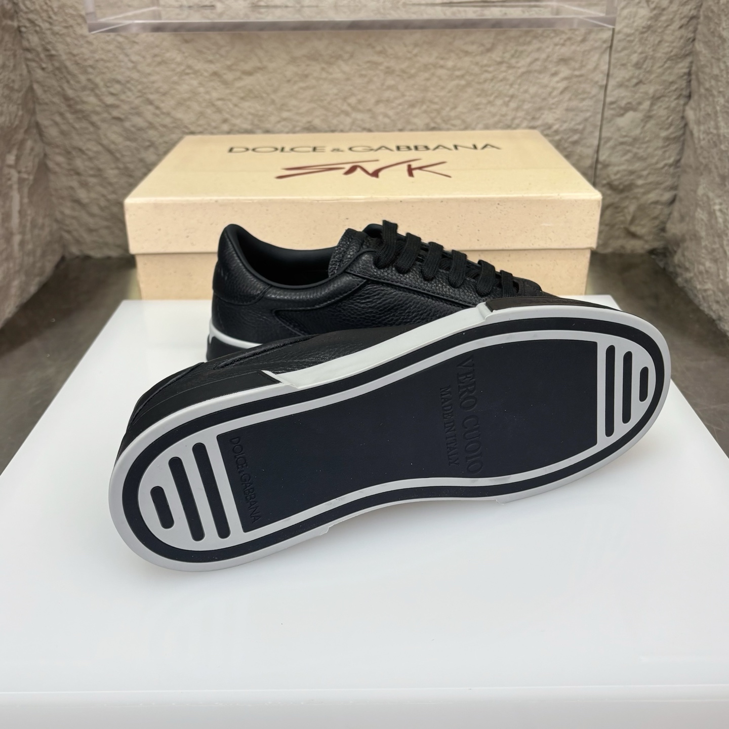Dolce & Gabbana Men's Black Leather Casual Sneakers with White Rubber Sole 9 i1751709028550 645 0 8