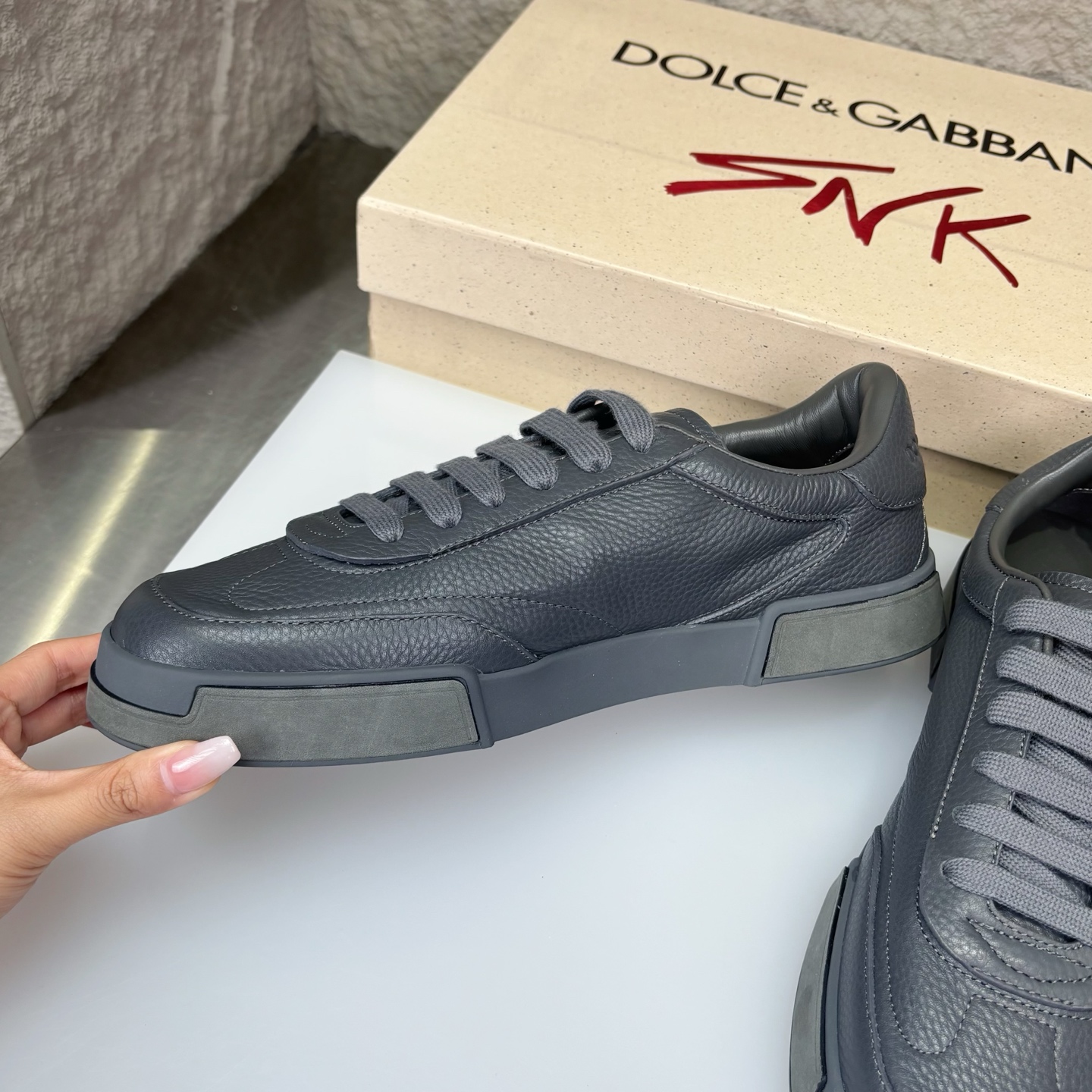 Dolce & Gabbana Leather Sneakers Casual Sports Shoes - Premium Quality 6 i1751709236933 9868 0 4