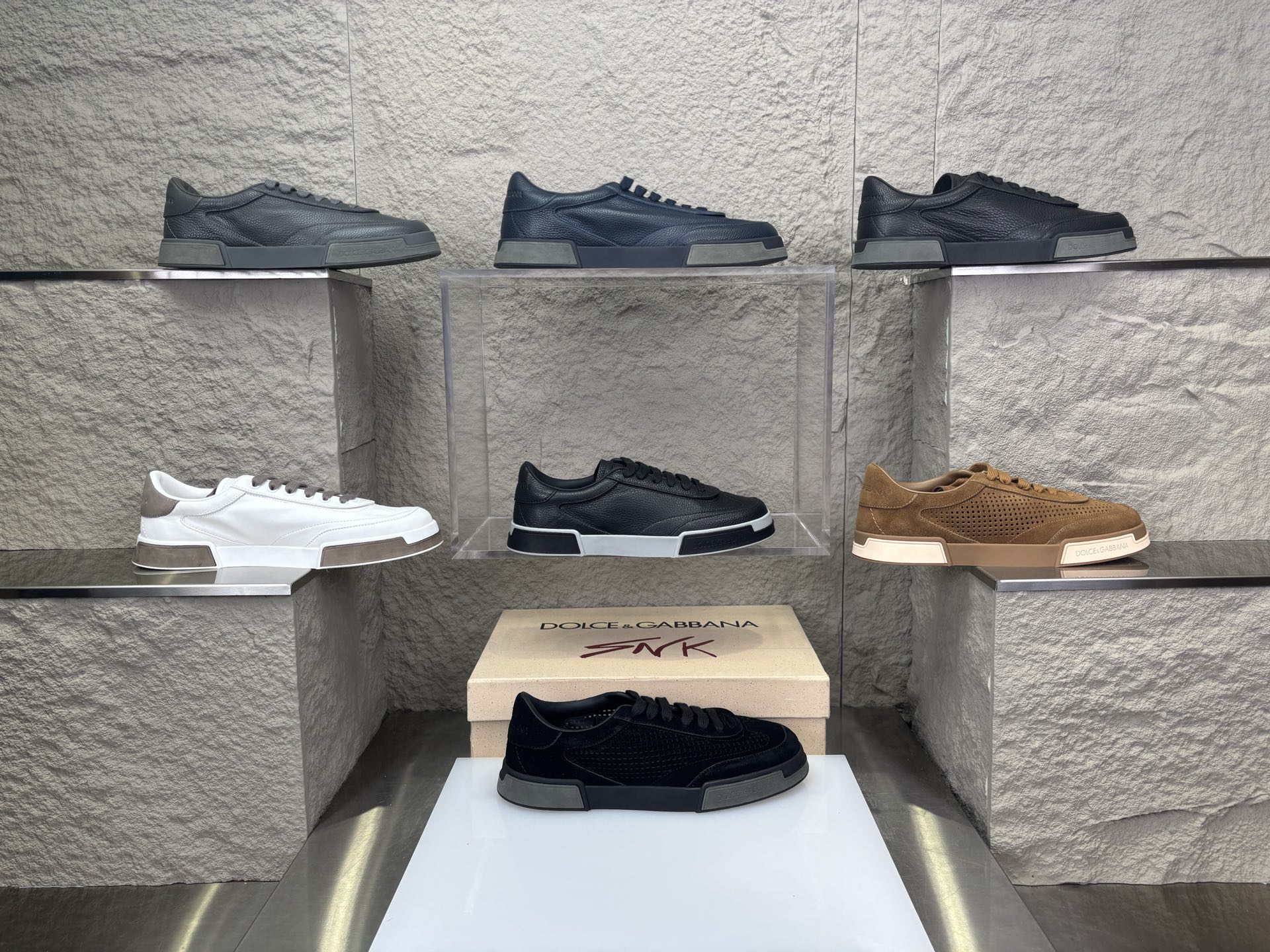 Dolce & Gabbana Leather Sneakers Casual Sports Shoes - Premium Comfort