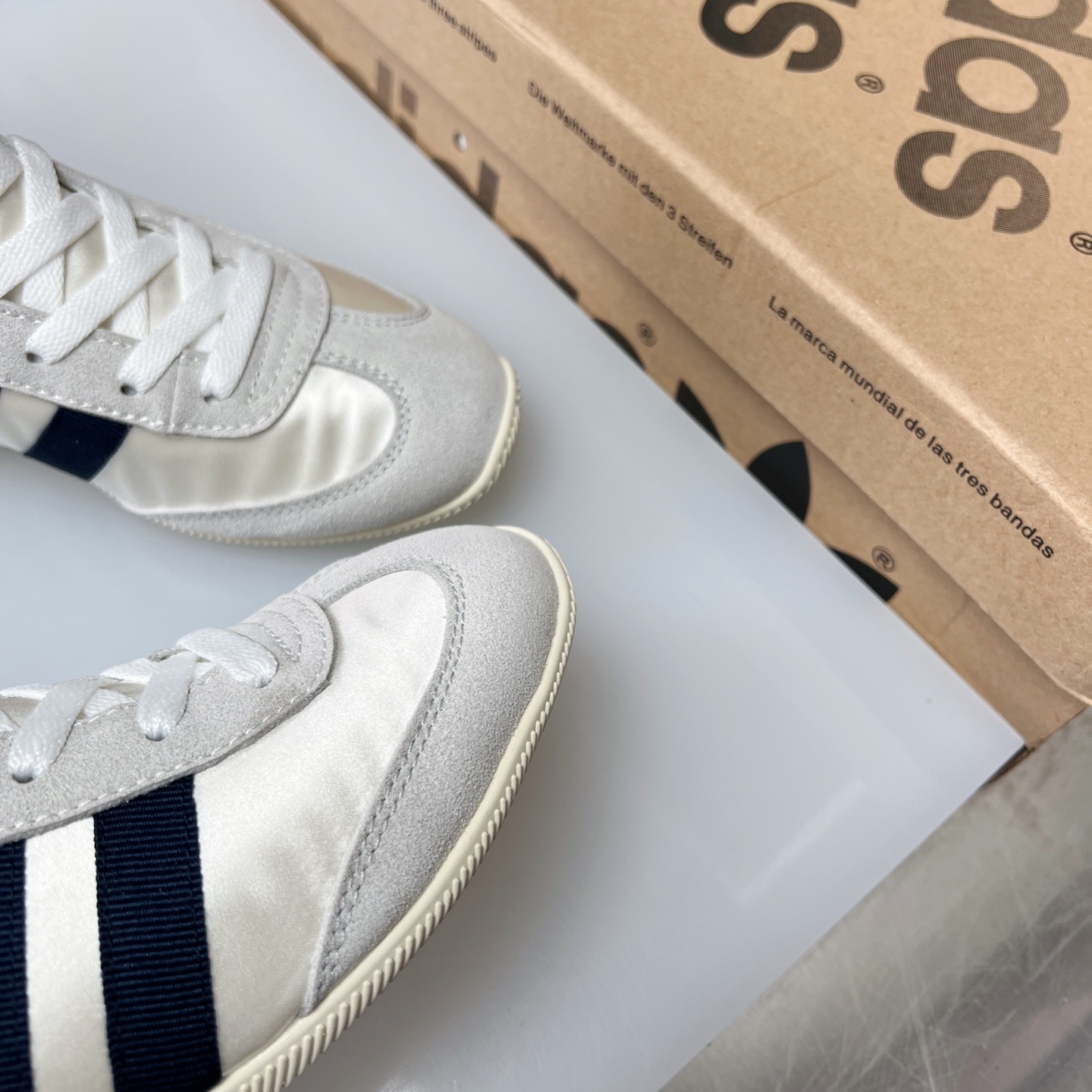 Adidas Originals Japan H Women's High-Top Training Shoes - Comfortable & Durable 7 i1752164841592 1908 0 5