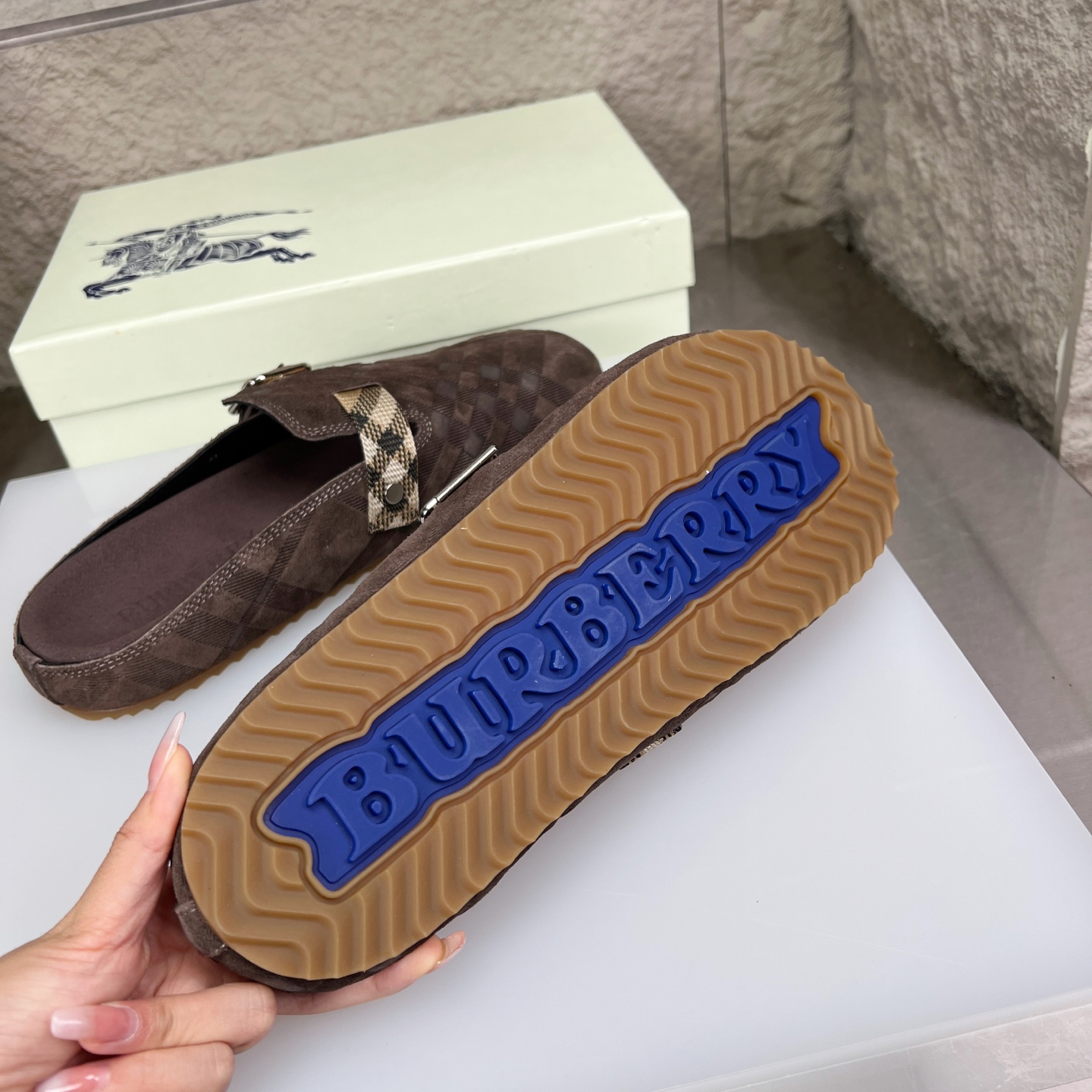 Burberry Urchin Suede Mules in Check Pattern with Buckle Detail 9 i1752165268137 4245 0 8