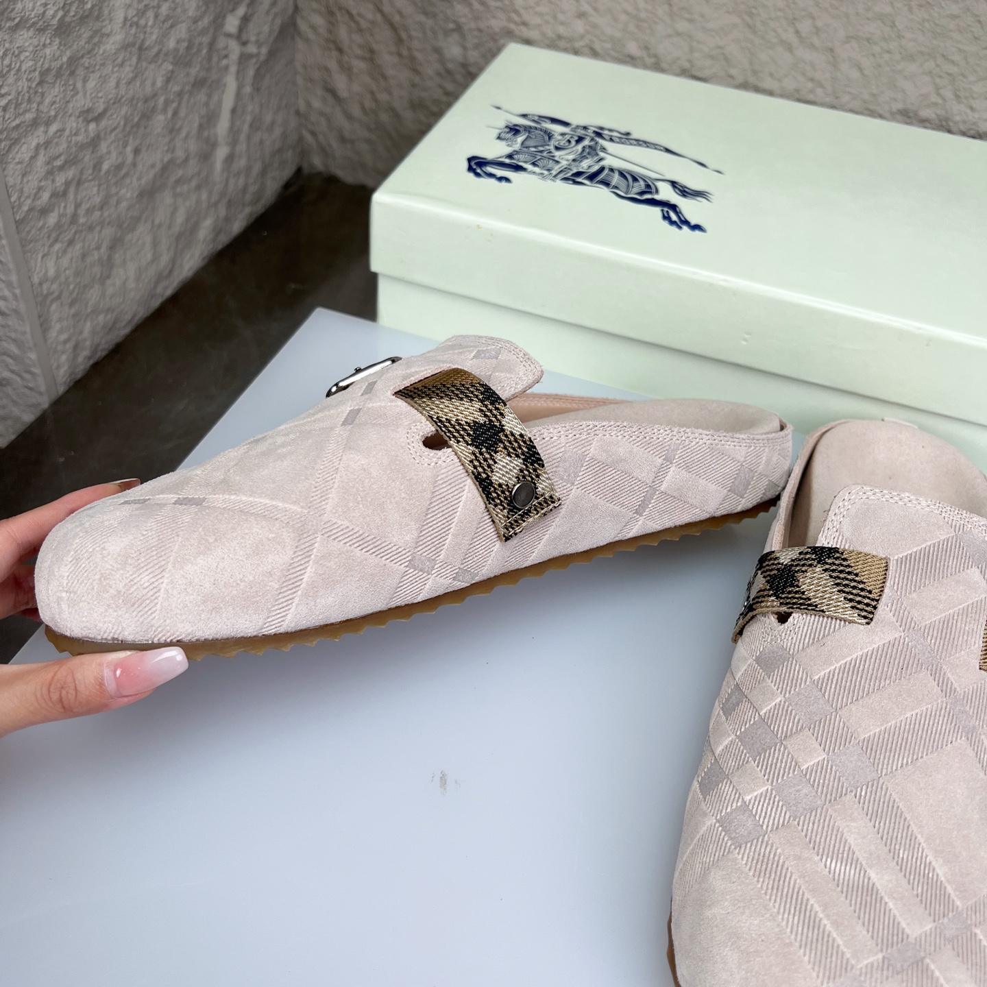 Burberry Urchin Check Suede Slides Mules Sandals Slippers - Beige, Size 38-46 5 i1752165353694 3346 0 4