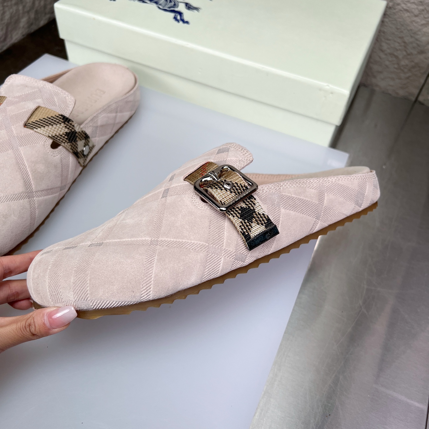 Burberry Urchin Check Suede Slides Mules Sandals Slippers - Beige, Size 38-46 4 i1752165356272 5885 0 3