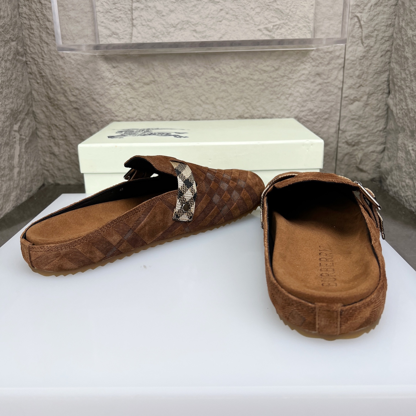 Burberry Urchin Check Suede Mules, Slides, Clogs, and Sandals 9 i1752165575088 2773 0 7