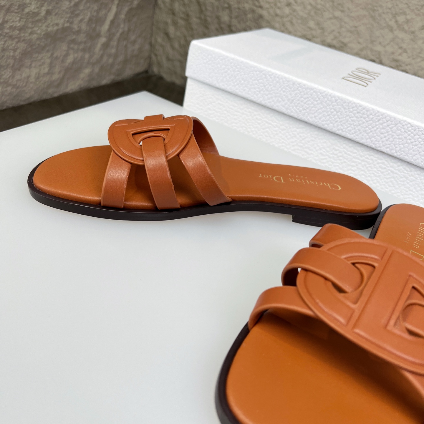 Dior D-Club Leather Sandals with CD Signature - Elegant & Comfortable 3 i1752686356476 5348 0 2