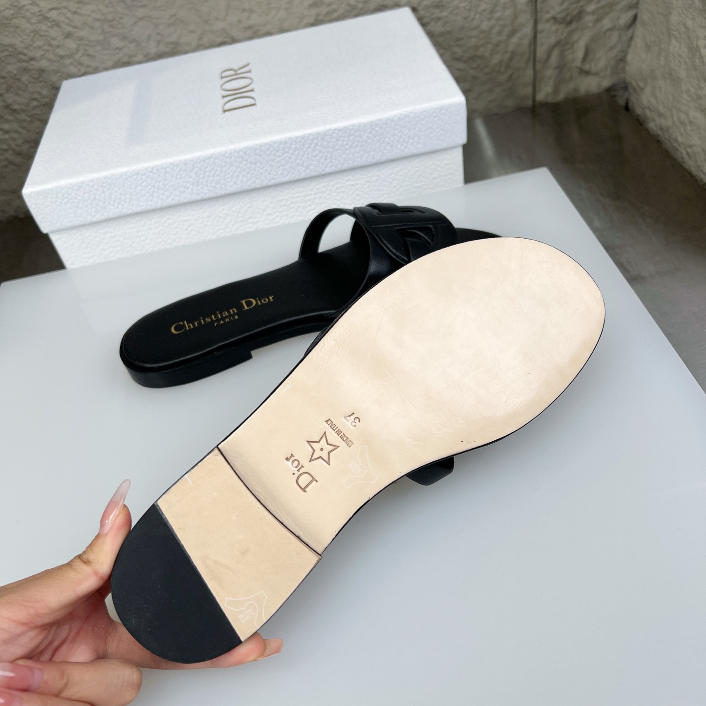 Dior D-Club Leather Sandals with CD Signature - Black Flat Slides 7 i1752686629402 2778 0 5