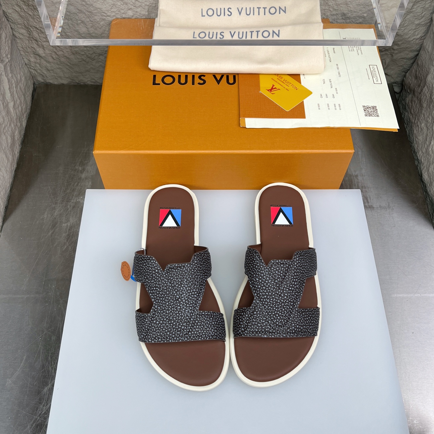 Louis Vuitton Oasis Mules/Sandals - Calf Leather, Open Toe - Size 38-46 1 i1752687150772 6685 0 0