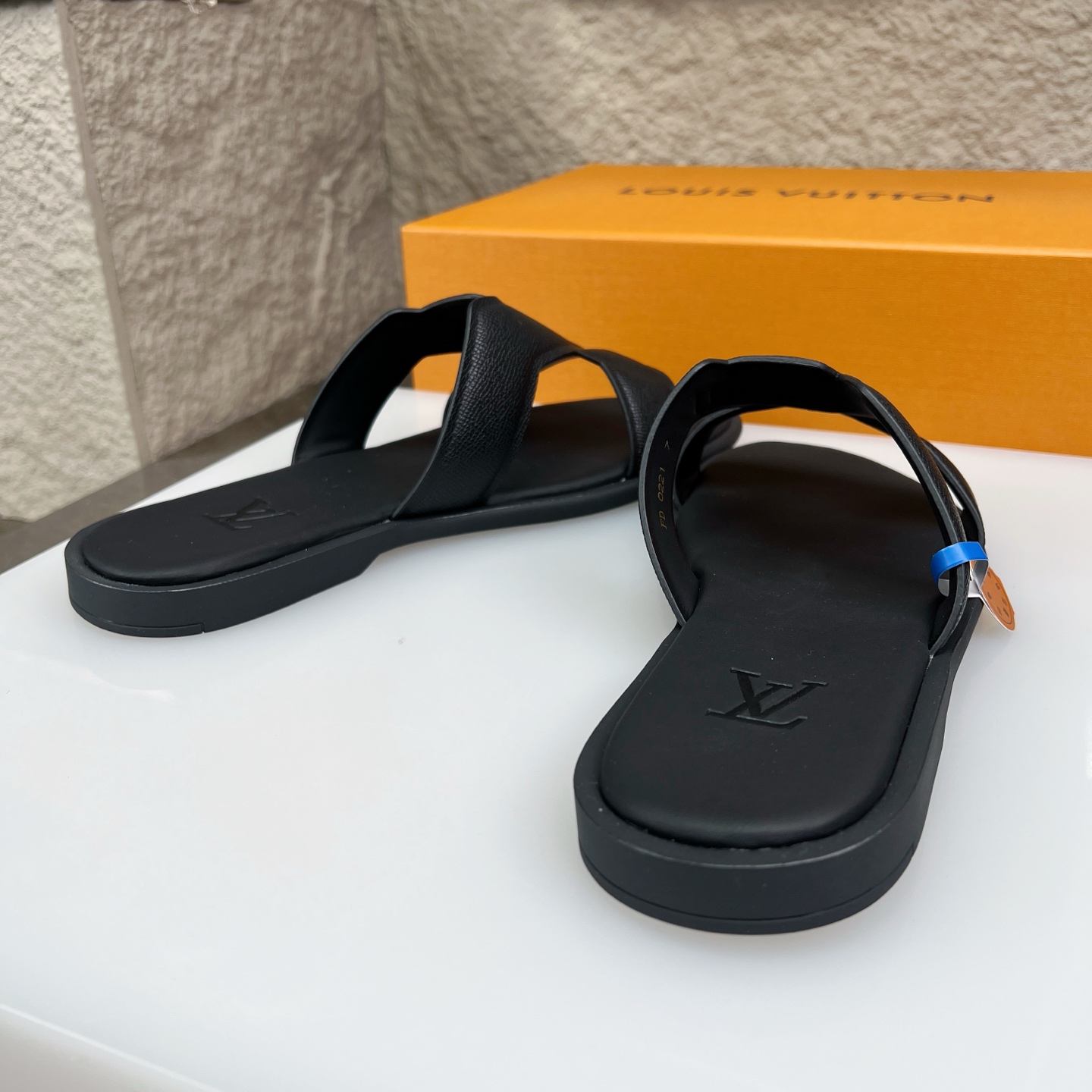 Louis Vuitton Oasis Black Leather Sandals Slides Mules Men's Size 38-46 5 i1752768881449 6639 0 4