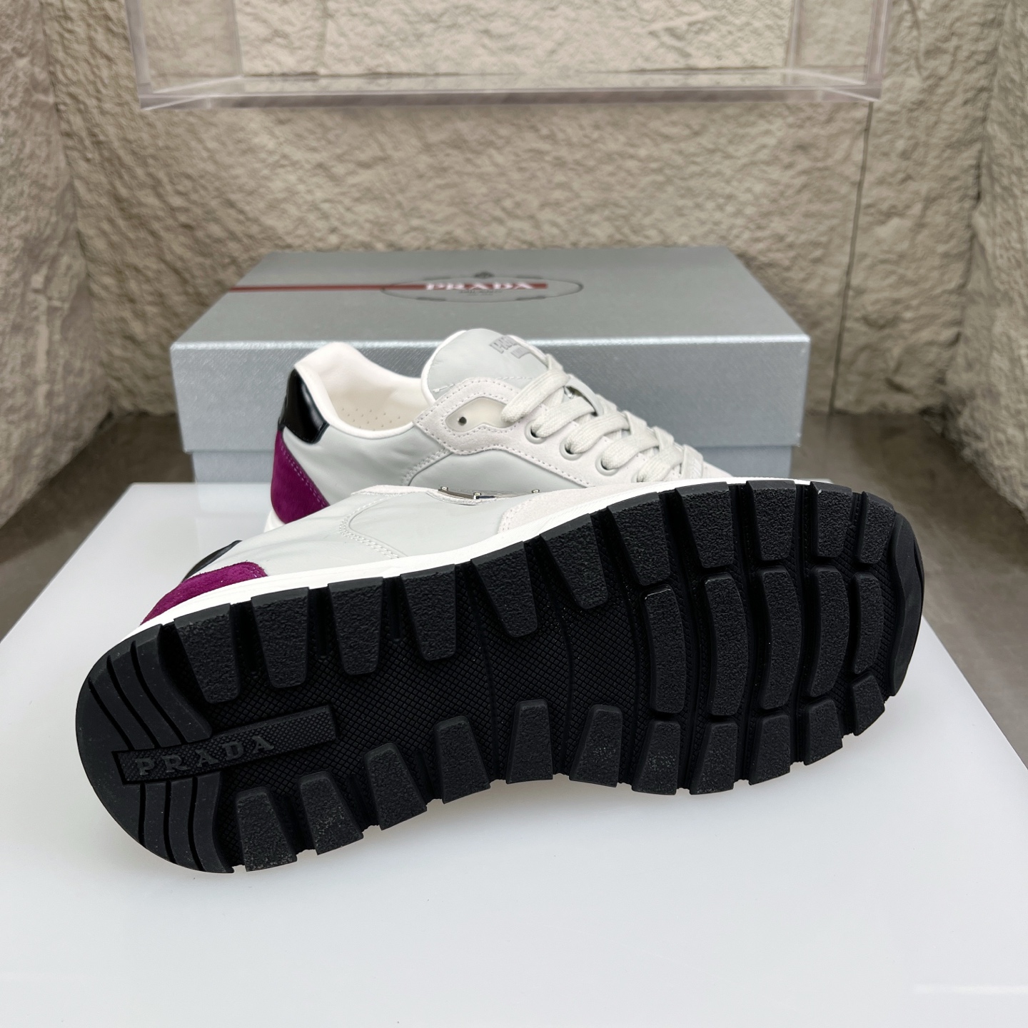 Prada Leather & Mesh Panelled Sneakers Lace-up Lightweight Shoes 9 i1752831035503 2119 0 8