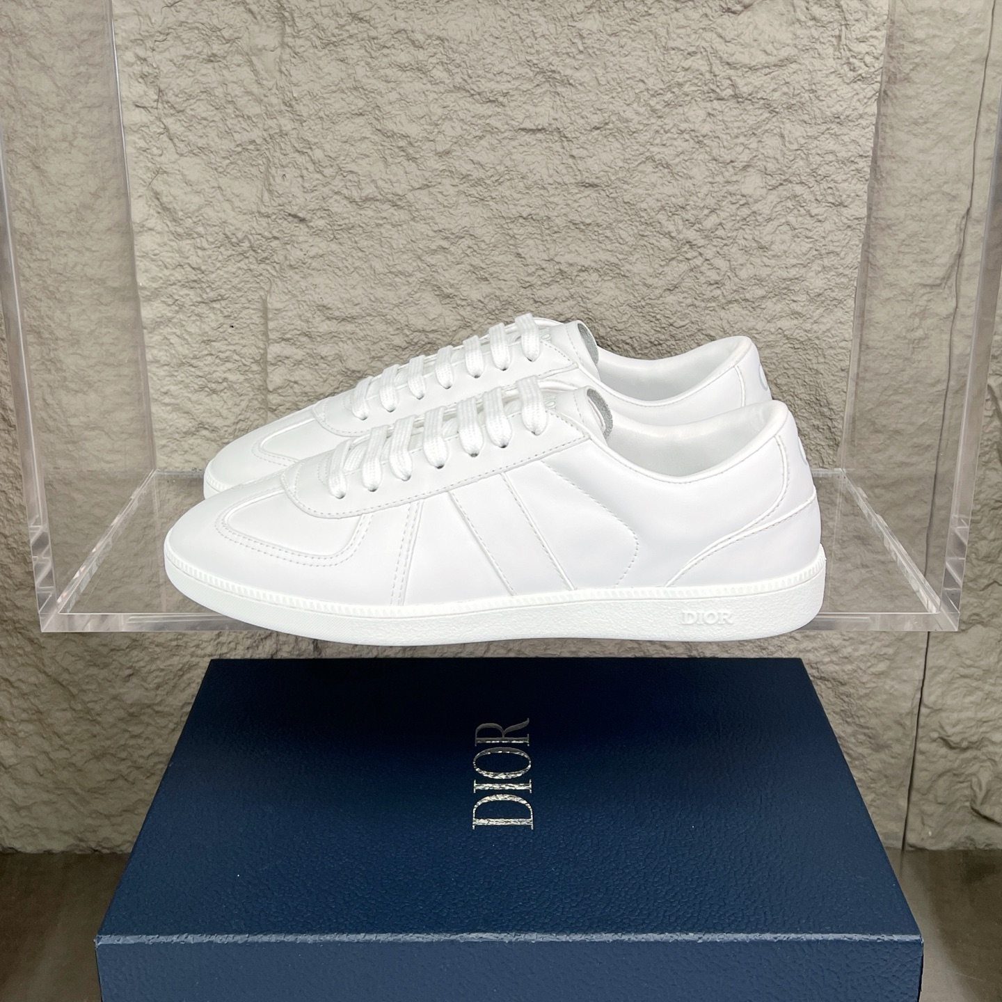 Dior B01 Sneakers White Leather Casual Shoes, Perfect for Couple Style 2 i1752850065930 9167 0 0