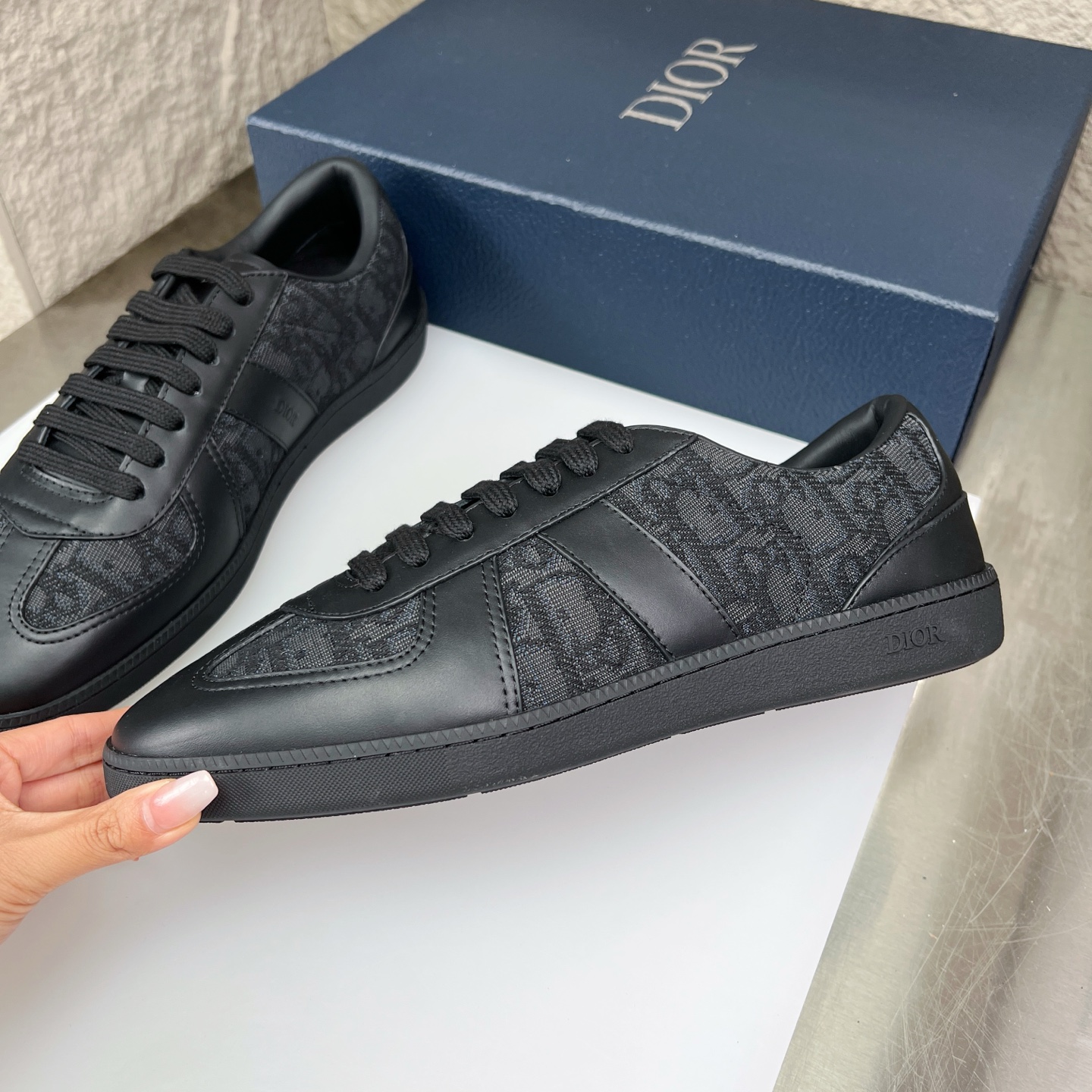 Dior B01 Sneakers: Leather Upper, Comfortable Fit, and Versatile Style 4 i1752850263903 1601 0 3