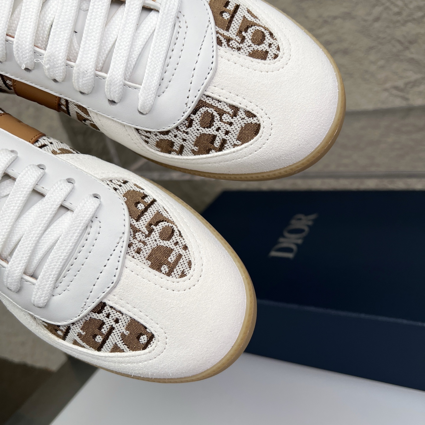 Dior B01 Sneakers White Leather Oblique Jacquard, Couple Style, Comfortable 6 i1752860997417 6847 0 5