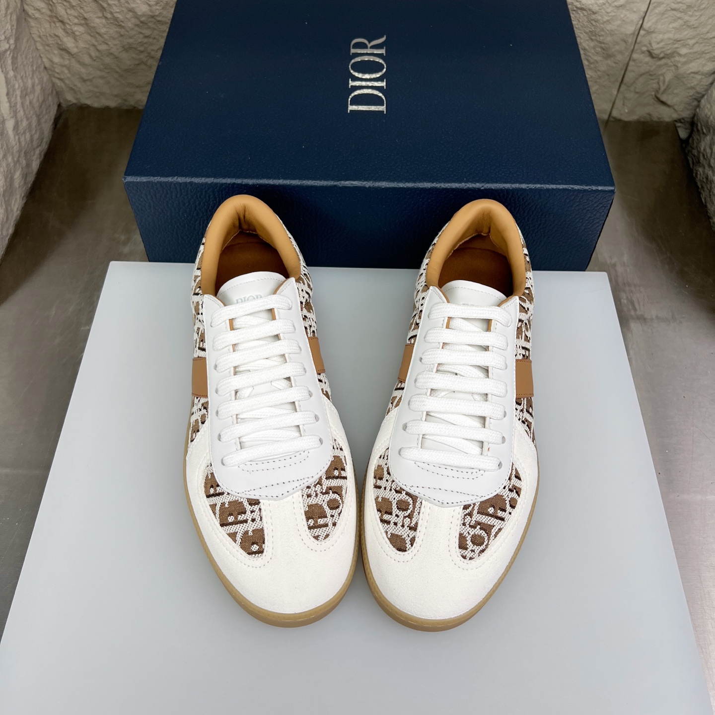 Dior B01 Sneakers White Leather Oblique Jacquard, Couple Style, Comfortable 3 i1752860997443 5446 0 2
