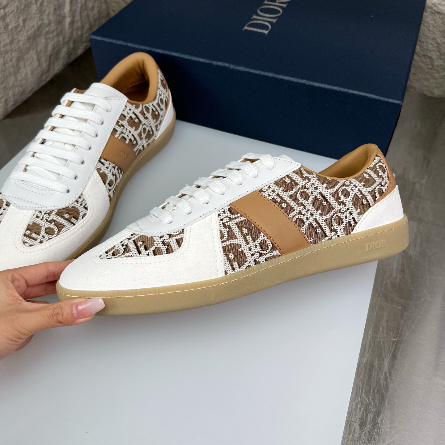 Dior B01 Sneakers White Leather Oblique Jacquard, Couple Style, Comfortable 4 i1752861000776 3445 0 3