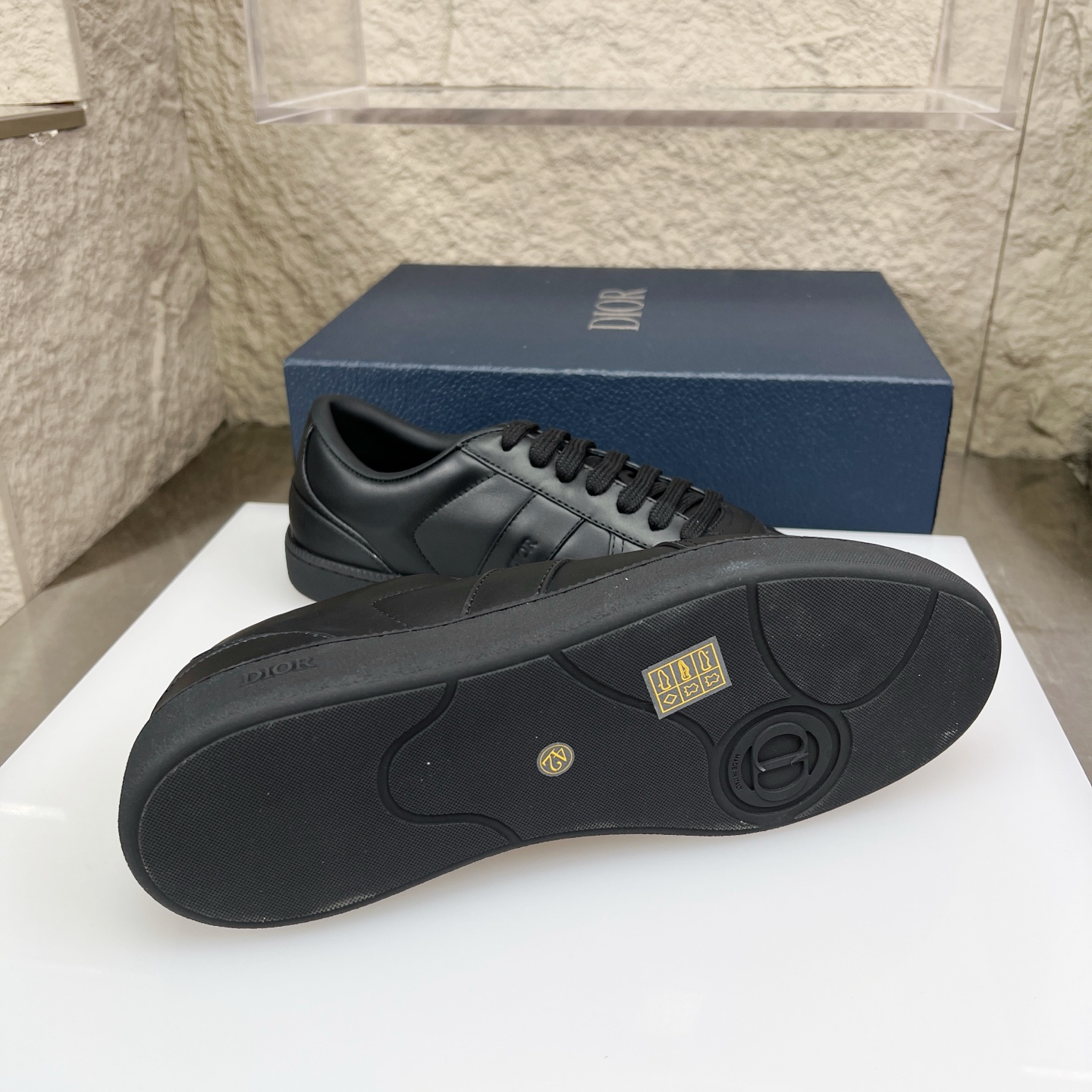 Dior B01 Black Leather Sneakers - Comfortable & Stylish Unisex Design 9 i1752861142919 2192 0 8