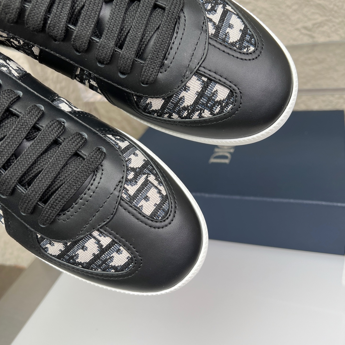 Dior B01 Sneakers - Black Leather with Oblique Print - Comfortable & Stylish 7 i1752861361878 2084 0 5