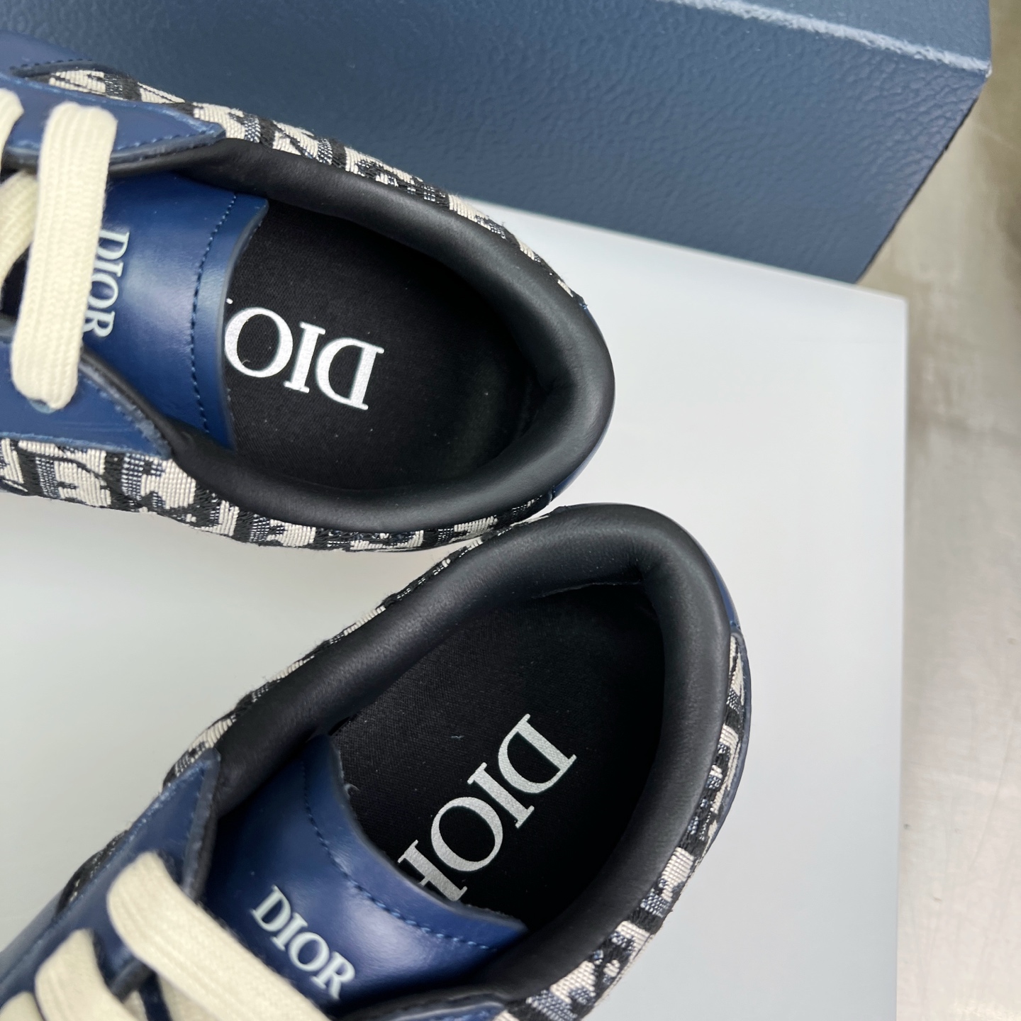 Dior B01 Sneakers - Blue Leather with Signature Oblique Pattern, Couple Style 8 i1752861531452 9169 0 6