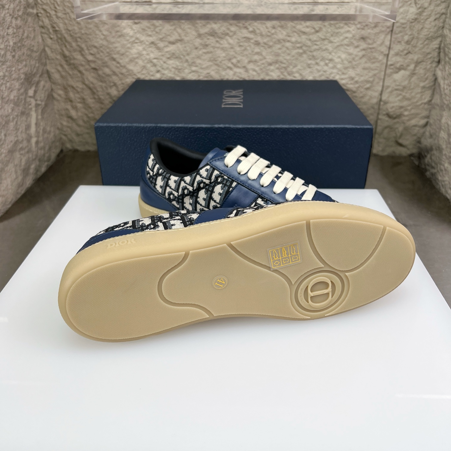 Dior B01 Sneakers - Blue Leather with Signature Oblique Pattern, Couple Style 10 i1752861533764 1599 0 8