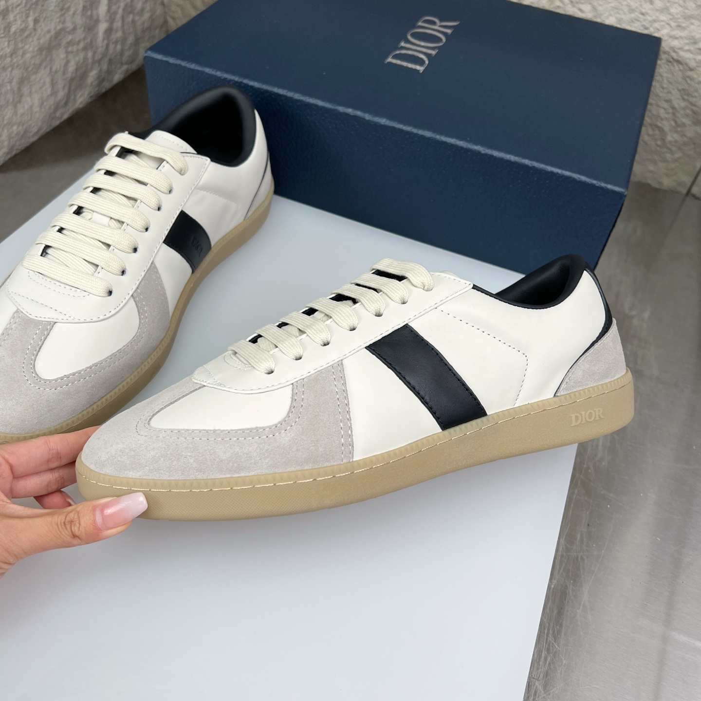 Dior B01 Sneakers: Leather Upper, Ideal for Daily Style, Couple Shoe Design 5 i1752861611562 3987 0 3
