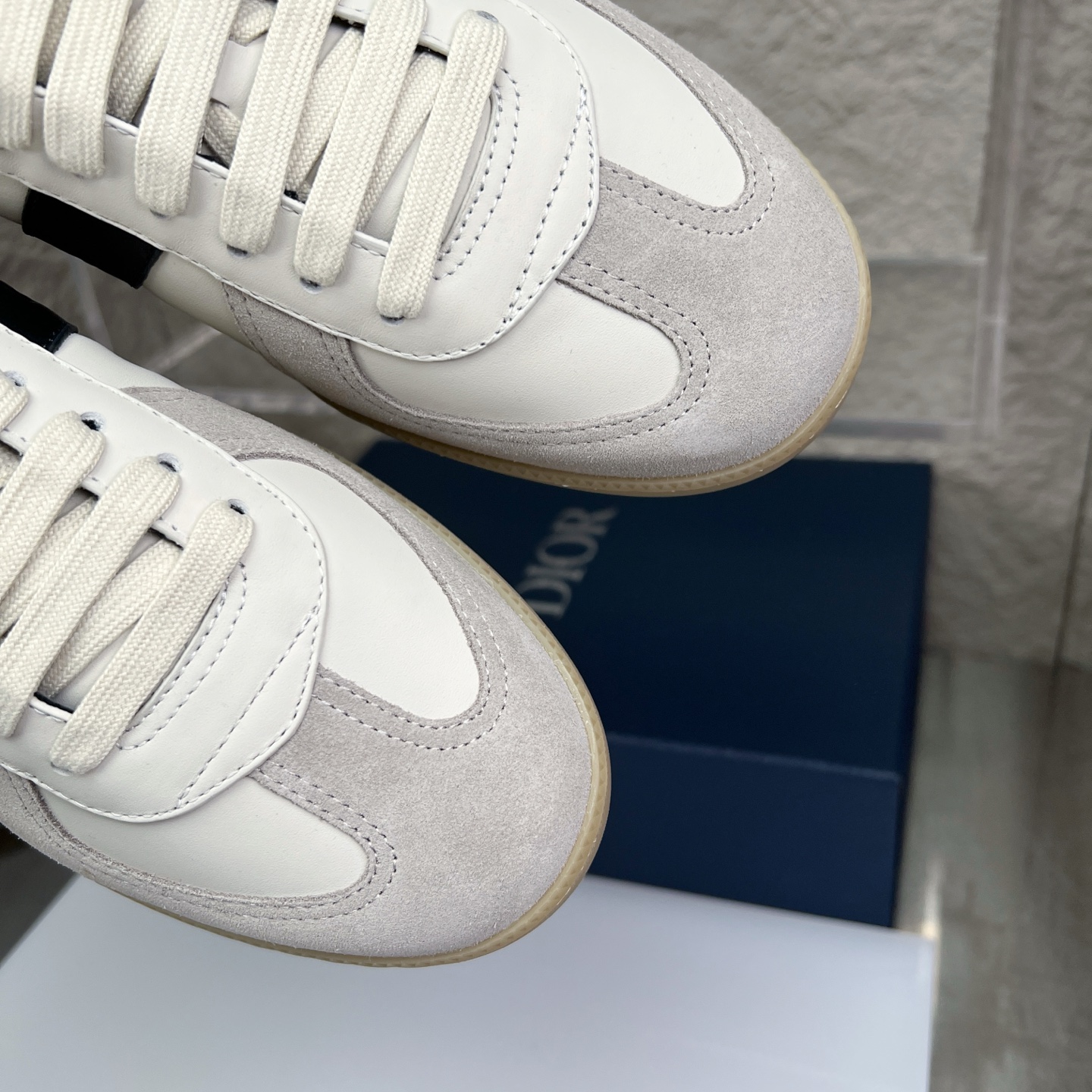 Dior B01 Sneakers: Leather Upper, Ideal for Daily Style, Couple Shoe Design 7 i1752861613972 6812 0 5