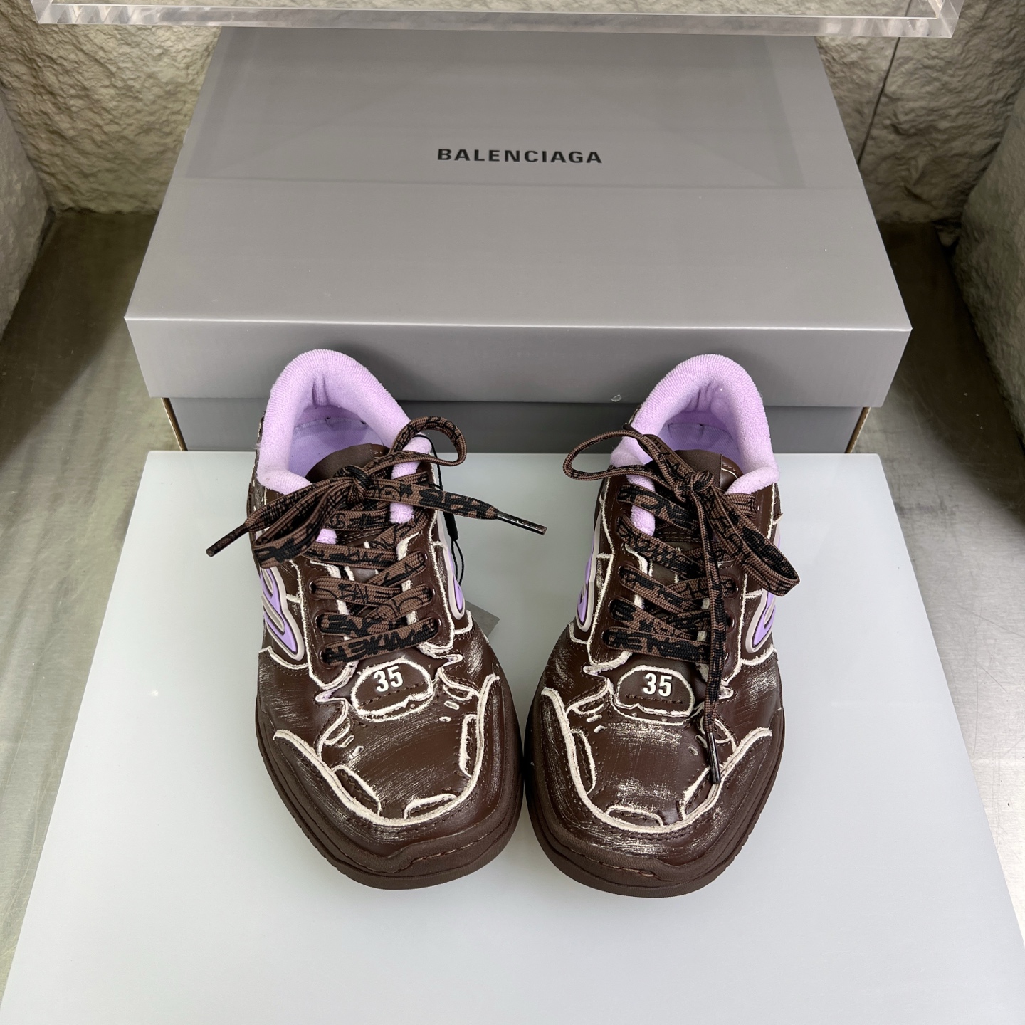 Balenciaga Hampton Sneakers - Distressed Leather, Retro Design, Limited Edition 4 i1753526618609 6401 0 2