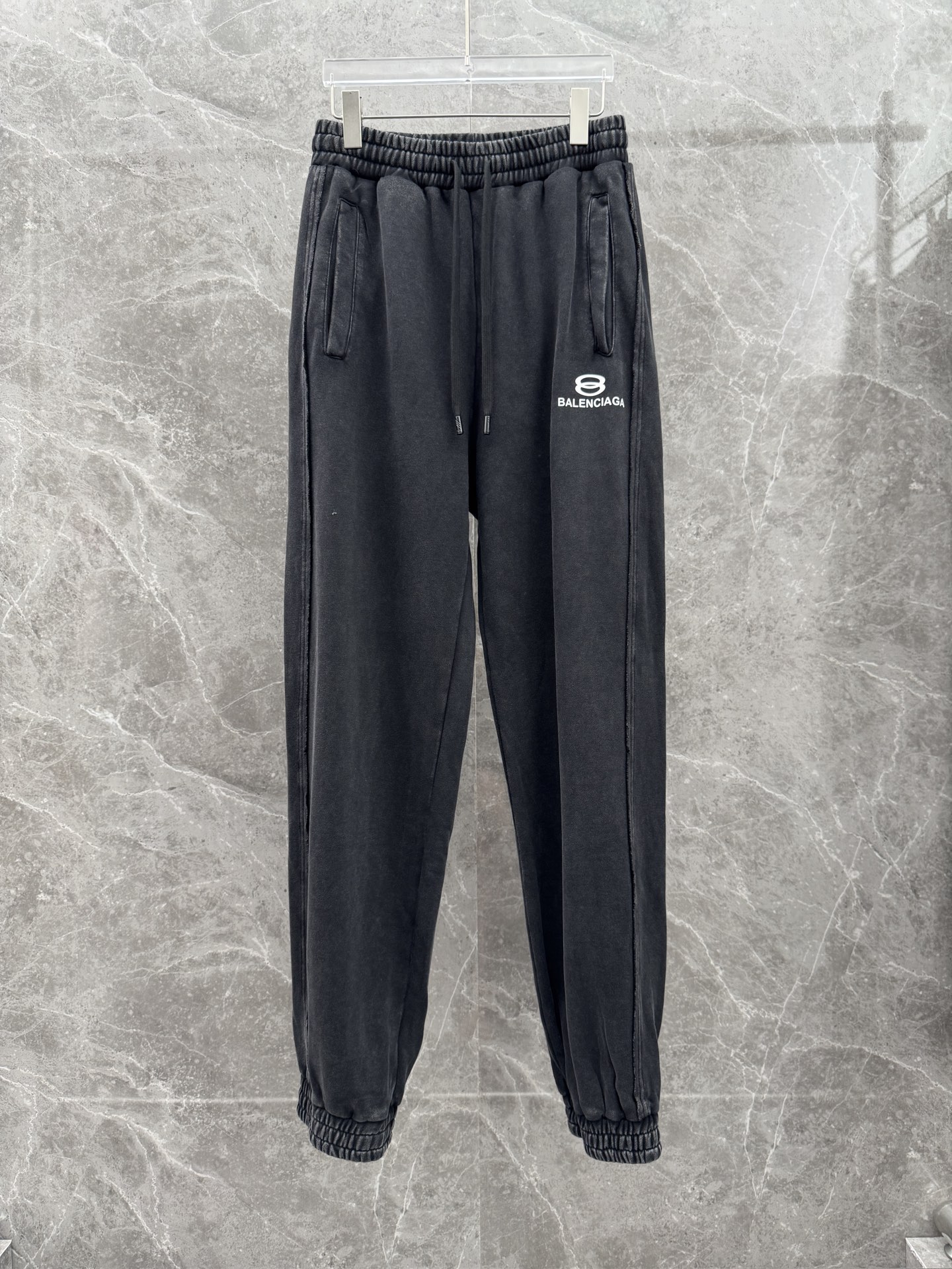 Balenciaga Men's Black Cotton Logo Sweatpants Casual Trousers 5 i1758030818209 1574 0 0