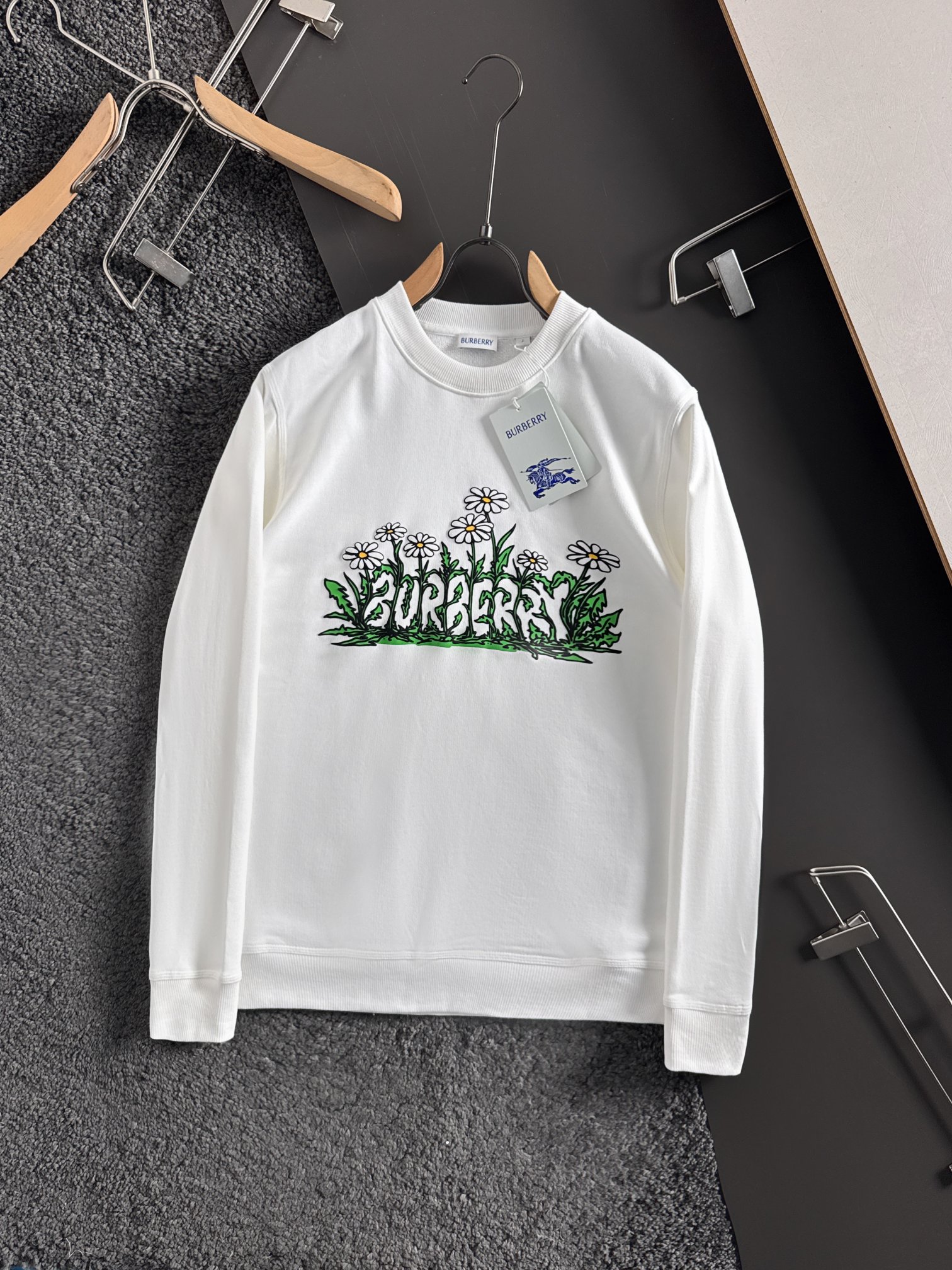 Burberry Women's White Floral Logo Embroidered Cotton Blend Sweatshirt 2 a1754316721230 8286