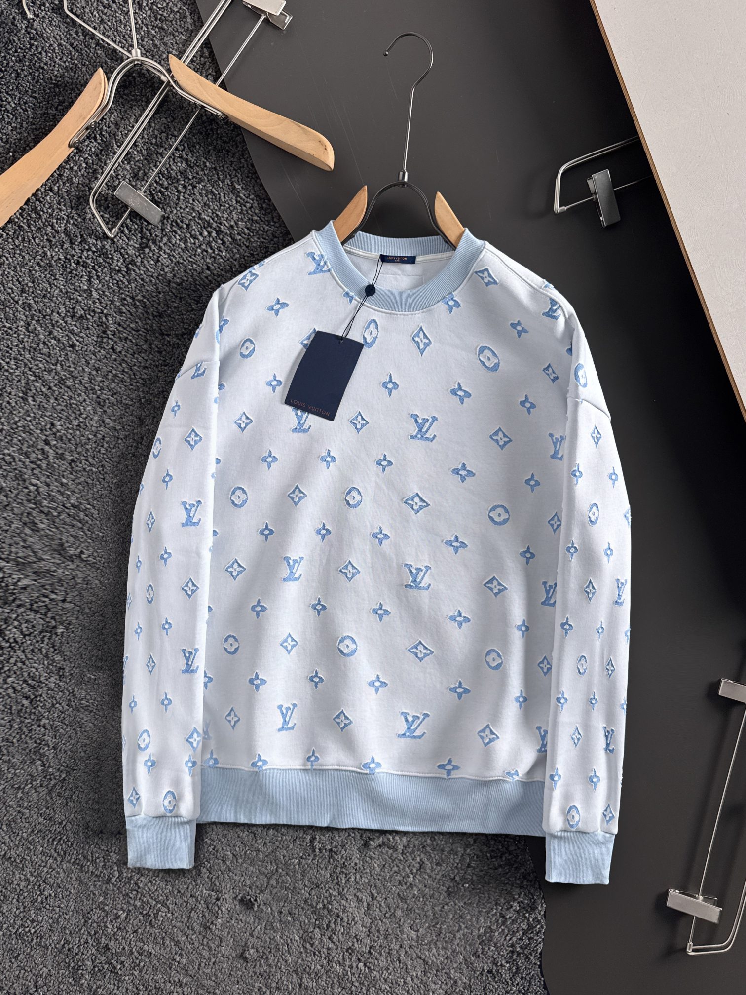 Louis Vuitton Monogram Jacquard Crewneck Sweater Classic Fit - Blue/White 2 a1754317388689 8858