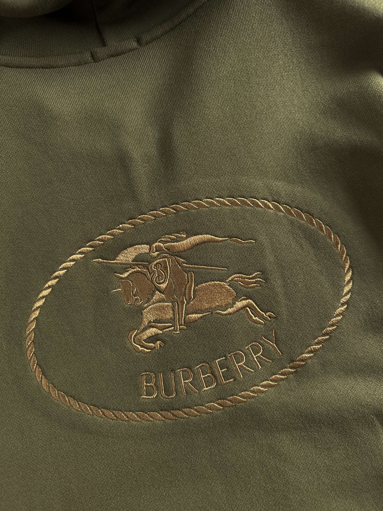 Burberry Olive Green Cotton Blend Zip-Up Hoodie with Equestrian Knight Design 5 a1754317725018 3877