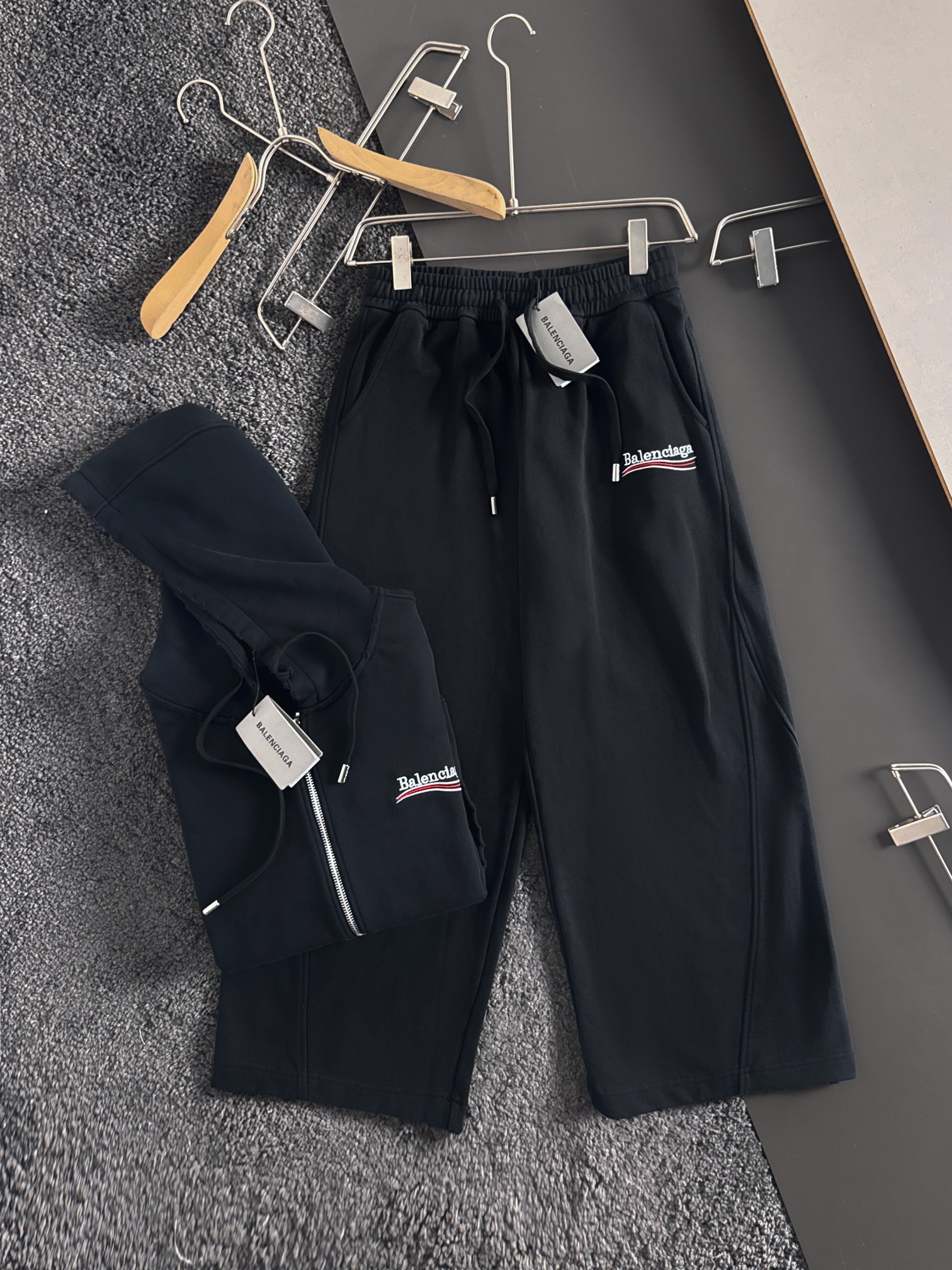 Balenciaga Black Cotton Blend Zip-Up Hoodie with Logo 3 a1755509944120 5014