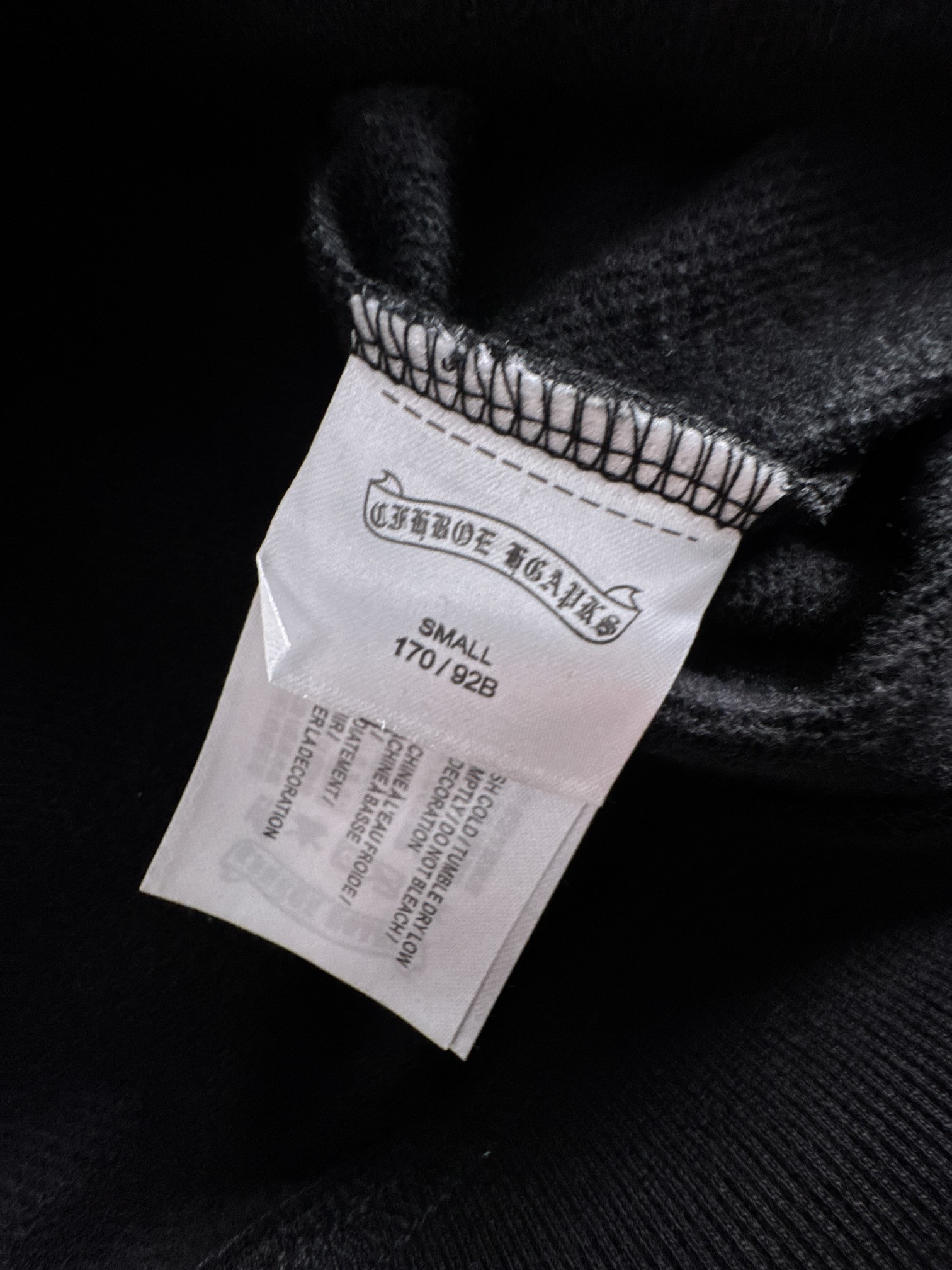 CH 新款连帽烫钻拉链卫衣～男女同款，正反都无敌漂亮，胸口➕后背烫钻图案装饰，再搭配银色金属刻印做旧拉链