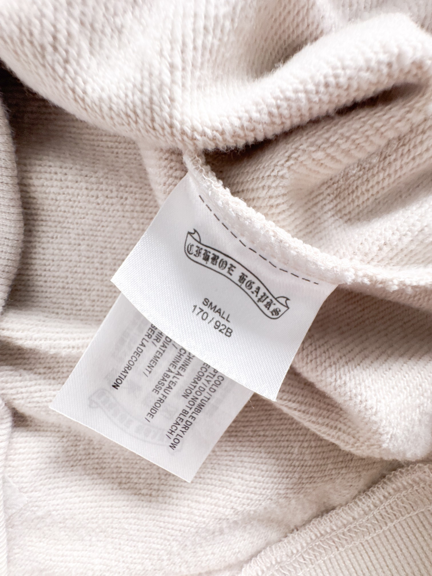 CH 新款连帽重工洗水贴布刺绣拉链卫衣～男女同款，正反都无敌漂亮，胸口➕后背刺绣图案装饰，再搭配银色金属