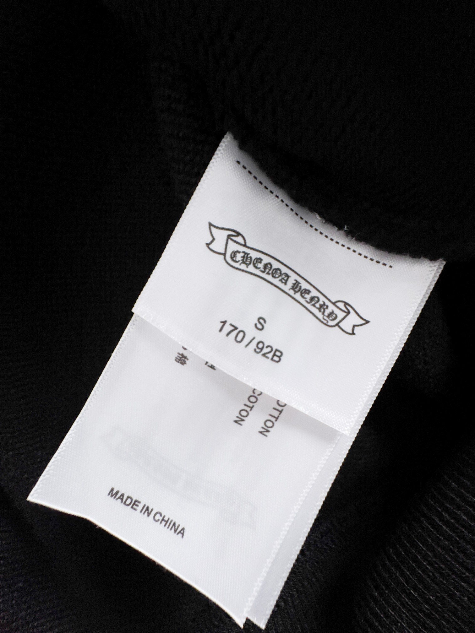 CH 新款重工洗水贴布彩色刺绣卫衣，罗家复古系列基础休闲的版型裁剪工艺，采用100%精密高克重棉，柔软舒