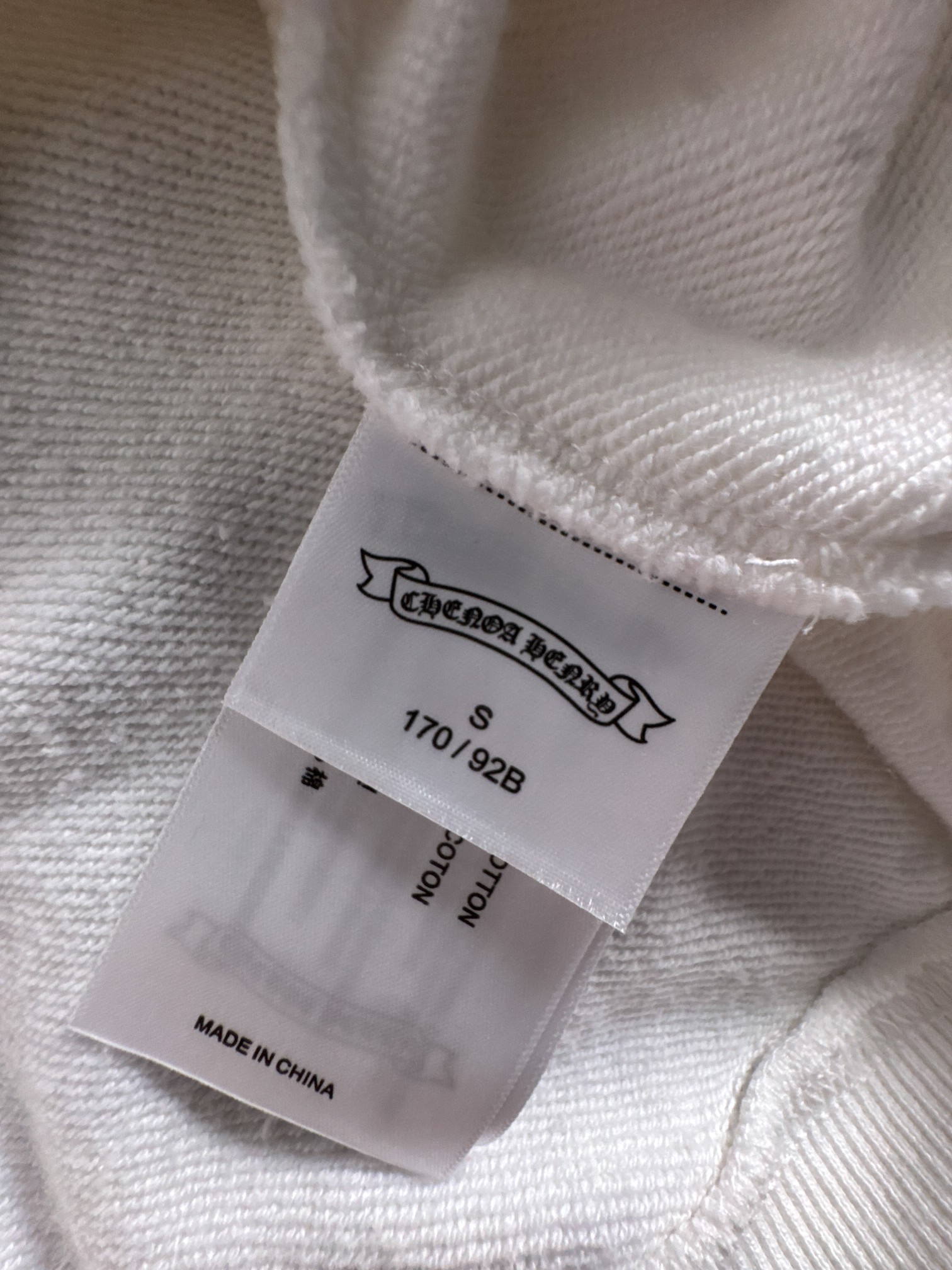 CH 新款重工洗水贴布彩色刺绣卫衣，罗家复古系列基础休闲的版型裁剪工艺，采用100%精密高克重棉，柔软舒